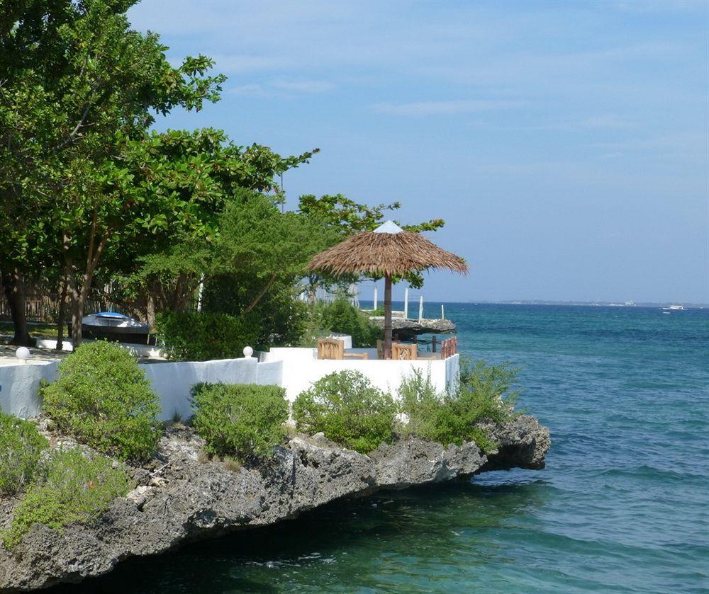 Talima Beach Villas & Dive Resort Cebú Exterior foto