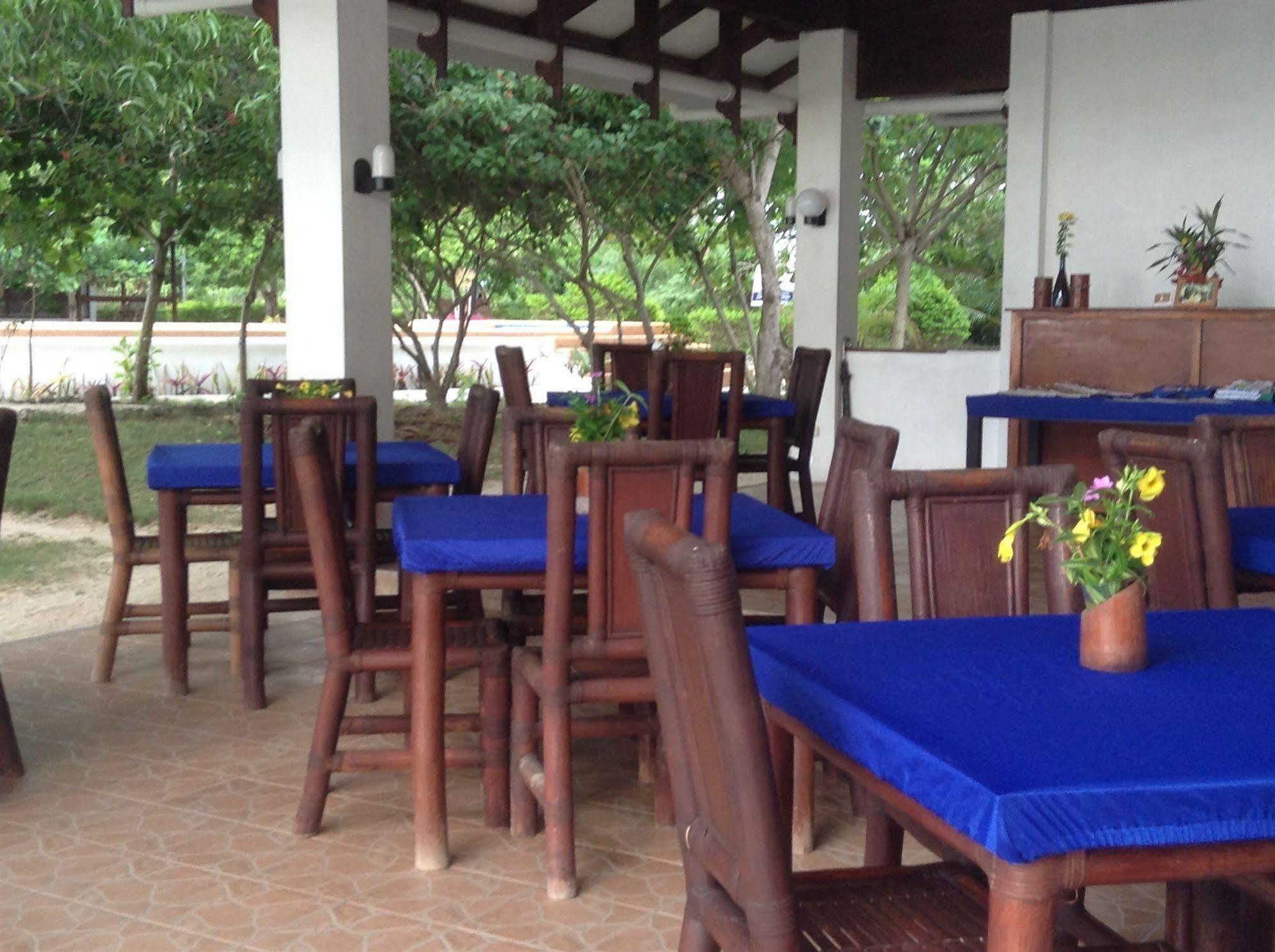 Talima Beach Villas & Dive Resort Cebú Exterior foto
